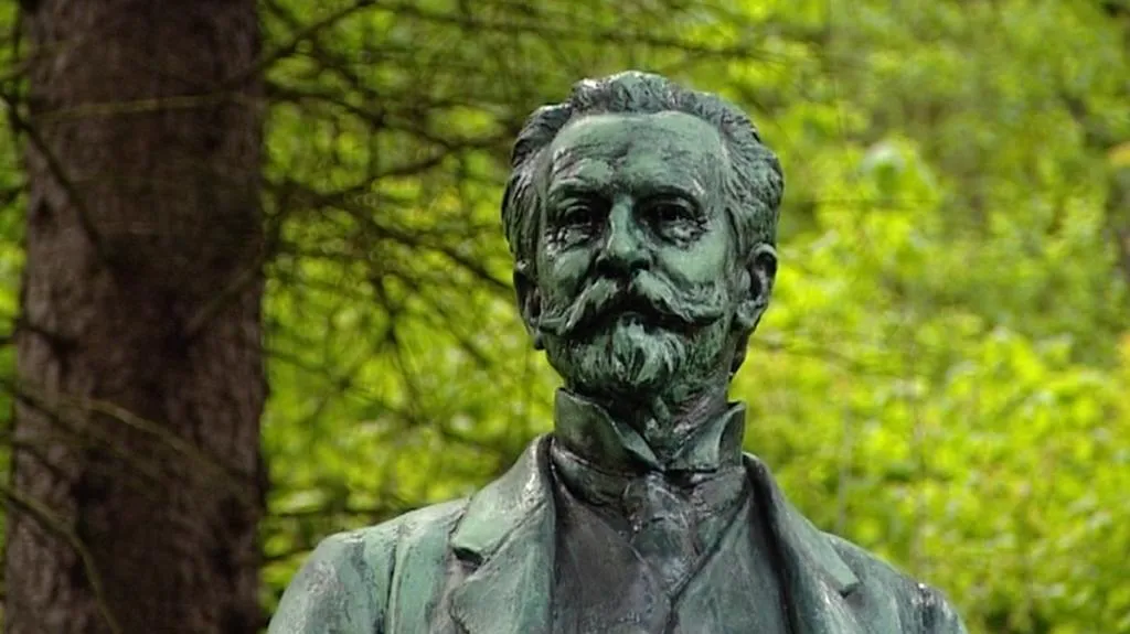 Socha Jindřicha Mattoniho