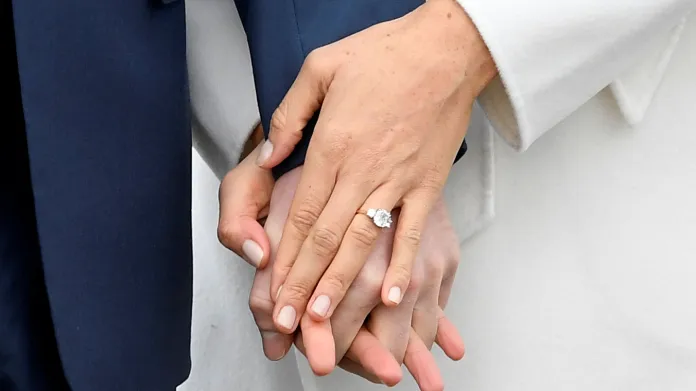 Zásnubní prsten Meghan Markleové