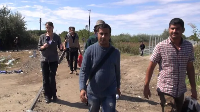 Štáb ČT mezi uprchlíky na srbsko-maďarské hranici