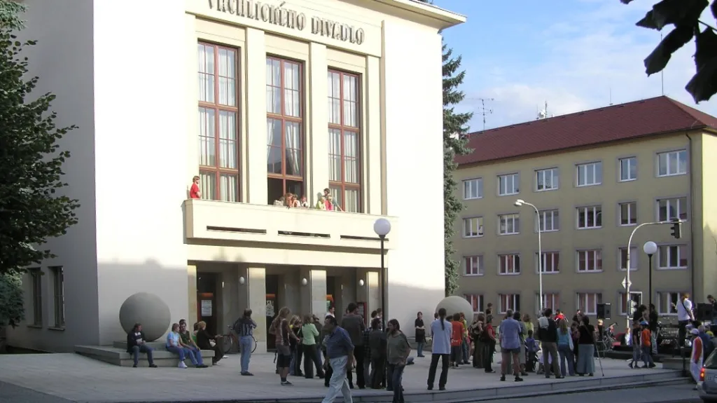 Vrchlického divadlo Louny