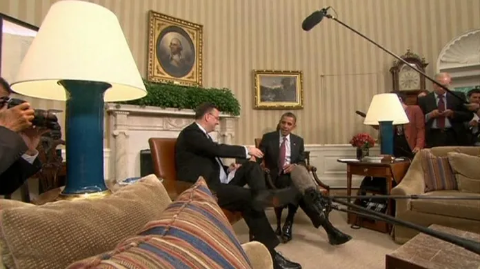 Petr Nečas a Barack Obama před novináři