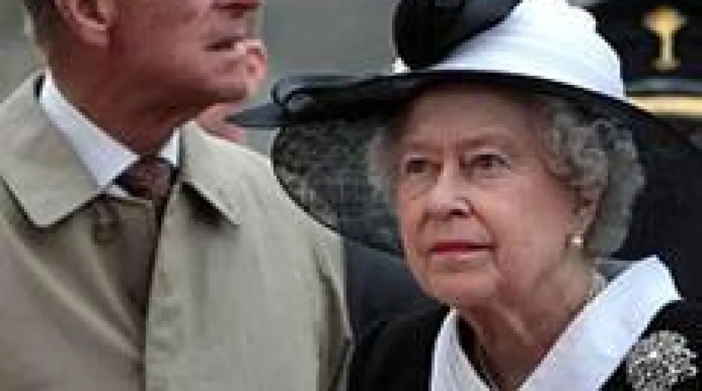 Britská královna Alžběta II. se svým manželem princem Philipem