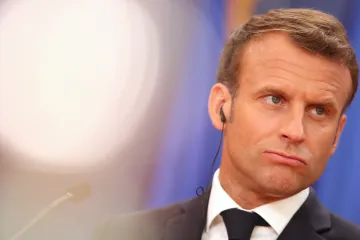 Turecko už není partnerem, Unie musí být tvrdší a jednotnější, tvrdí Macron