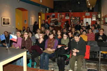 AVÍZO: Dubnová vědecká kavárna Univerzity Pardubice o kolektivizaci a StB