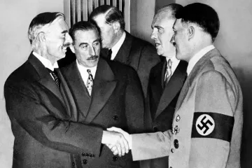 Británie s Francií mnichovskou dohodou obětovaly Československo. Válce ale nezabránily