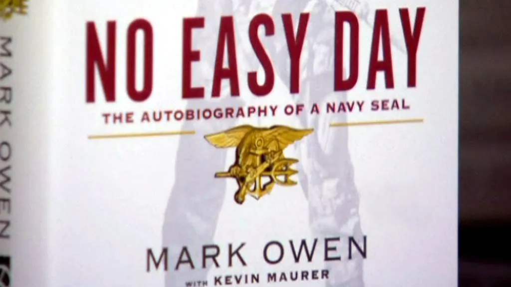 Kniha No Easy Day