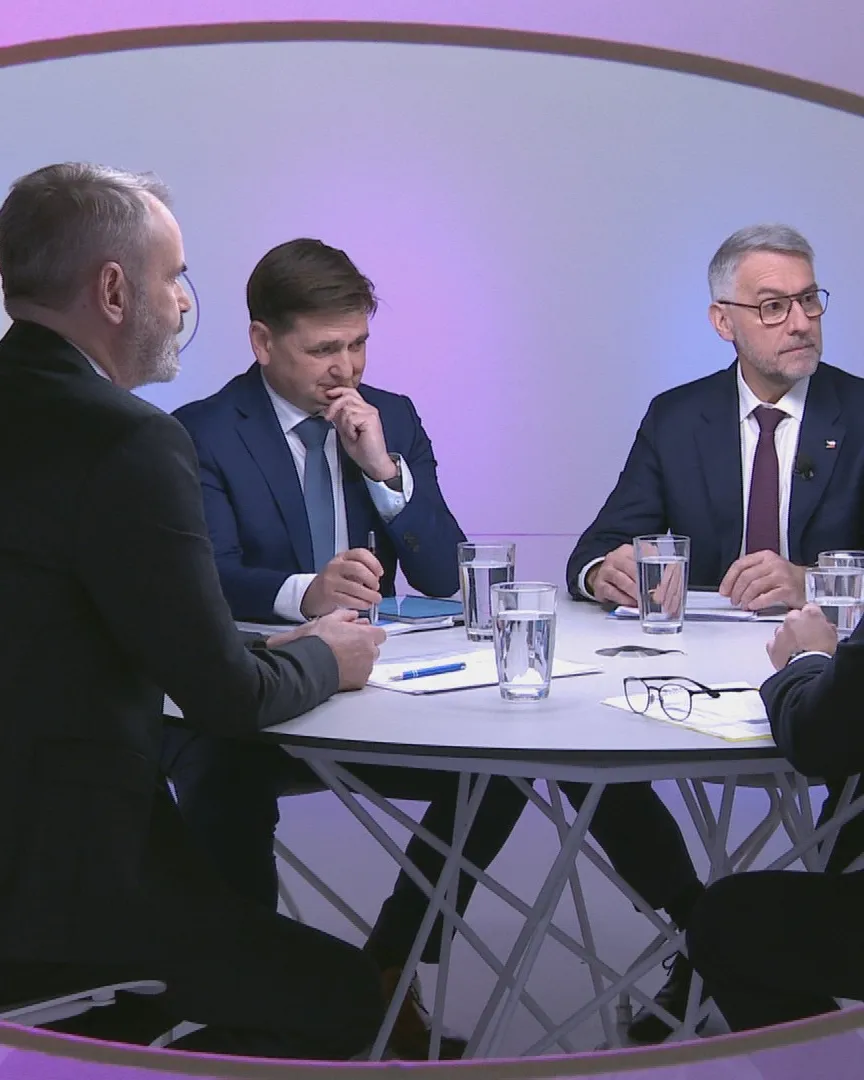 Metnar mluví o „paskvilu“, Rakušan paragraf o činnosti pro cizí mocnost hájí