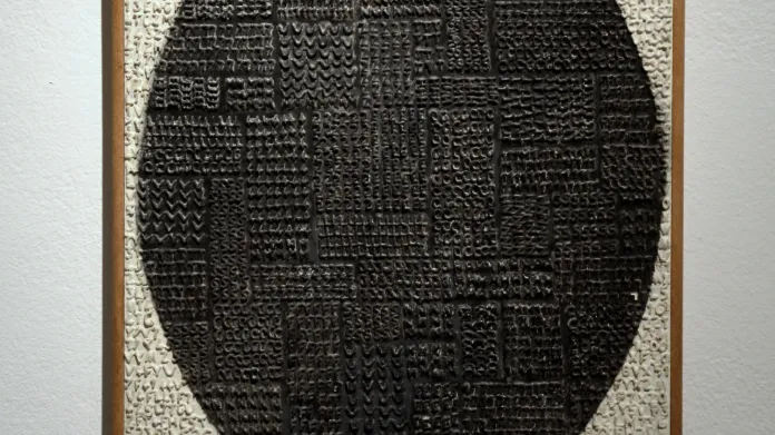 Radek Kratina / Písmová tabule s černým oválem, 1966 (Oblastní galerie v Liberci)