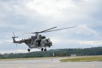 Do Polska dorazily tři české vrtulníky