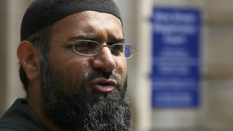 Radikální islámský duchovní Anjem Choudary