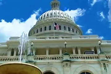 Americký Senát čeká kvůli slavnostní přísaze senátorů bouřlivá schůze