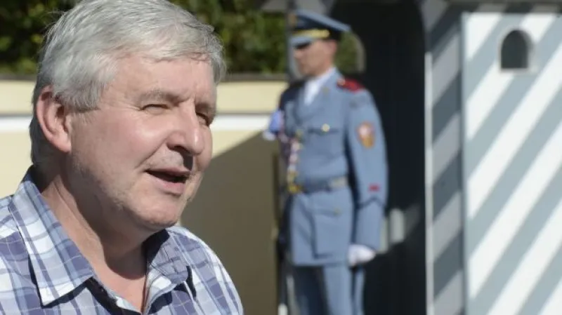 Události ČT o jednání kolem podpory Rusnokově vládě