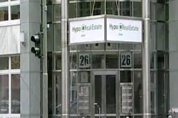 Problémová Hypo Real Estate dostane 50 miliard eur