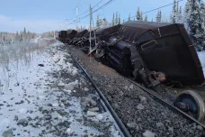 Ve Švédsku vykolejilo 38 vagónů se železnou rudou, nehoda může ochromit distribuci suroviny