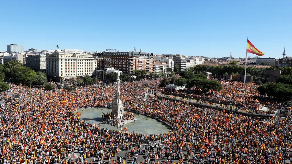Demonstrace za jednotu Španělska v Madridu
