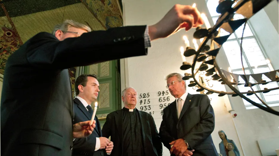 Pieta za oběti útoků v Norsku