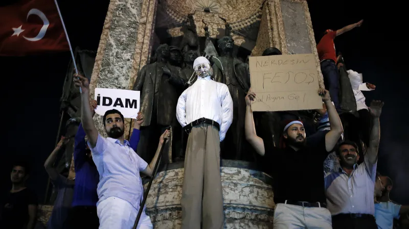 Dav žádající smrt Gülena