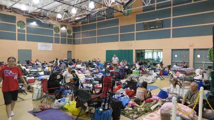 Evakuační středisko v Palm beach na Floridě