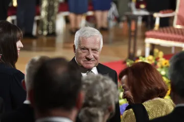 Rozvrat státních financí a dluh pro „vnuky našich vnuků“, kritizuje Klaus půlbilionový schodek