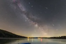 NASA ocenila snímek meteorů z Lyry nad Sečskou přehradou