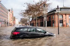 Tlaková níže Nadia způsobila v Německu místní záplavy, v Polsku jsou bez proudu stovky tisíc domácností
