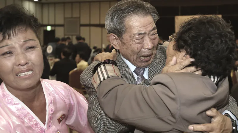 Setkání korejských rodin tradičně provázejí emoce
