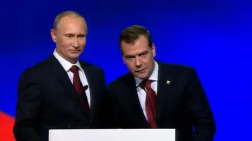 Vladimír Putin a Dmitrij Medvěděv