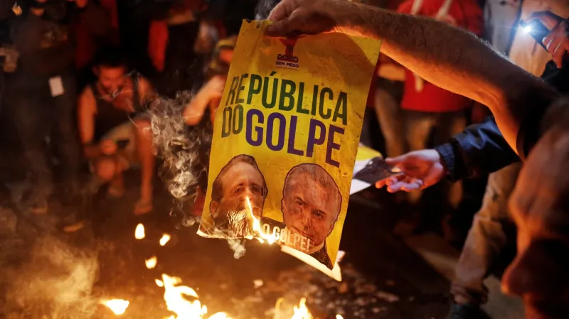 Protesty proti dění na brazilské politické scéně