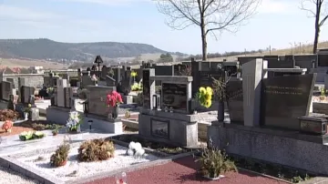 Hřbitov v Křetíně