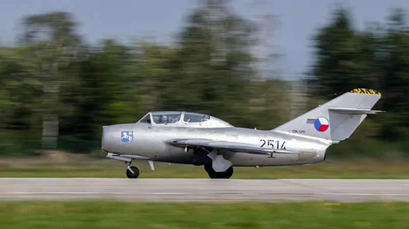 Letadlo MiG15-UTI podobné tomu, ve kterém zemřel Jurij Gagarin