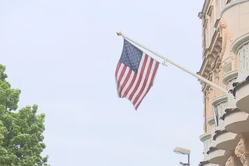 Tisíce Američanů touží po slovenském snu. Cesta k získání pasu je však trnitá