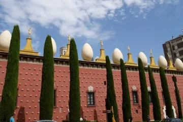 Salvador Dalí – hravý, vášnivý, šílený, celistvý