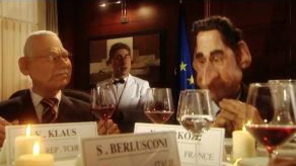 Gumový Klaus a Sarkozy