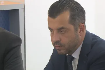 Michal Zácha obviněný z ovlivňování zakázek rezignoval i na post přerovského zastupitele