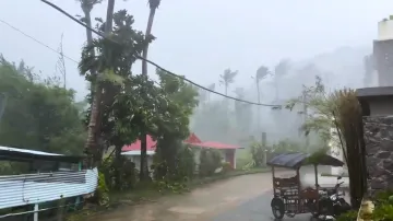 Tajfun Ragasa udeřil na jihovýchodě Asie
