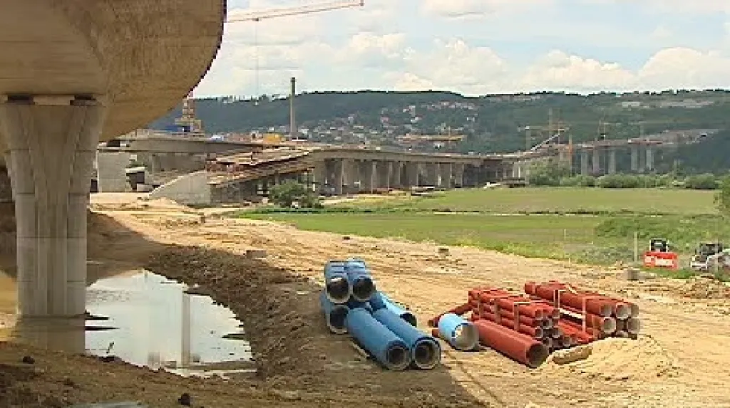 Stavba dálnice