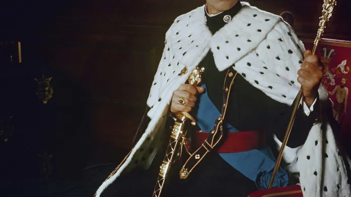 Charles s insigniemi prince z Walesu (snímek z roku 1969)