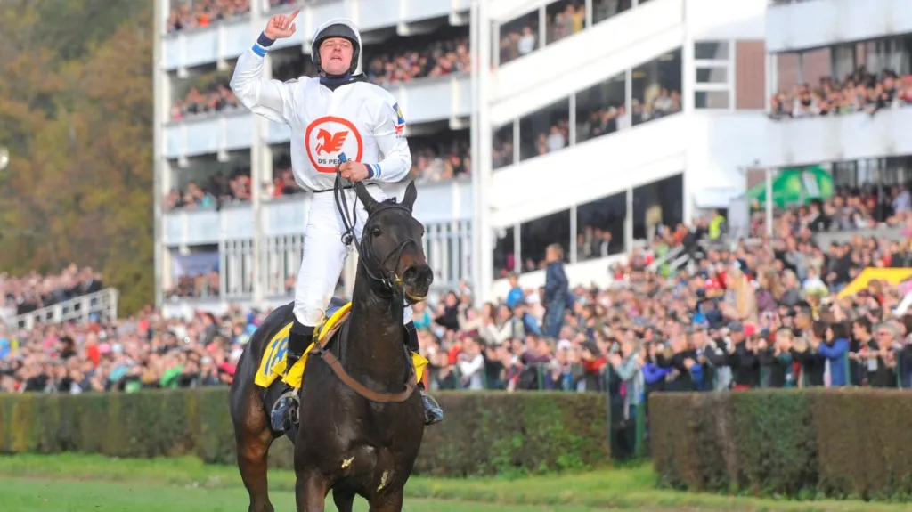 Josef Faltejsek v sedle Orphee de Blins