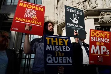 Nejvyšší soud v Británii začal řešit přerušení práce parlamentu