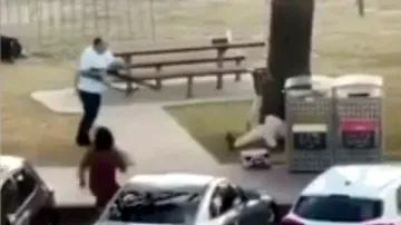 Kolemjdoucí odzbrojil střelce v Sydney