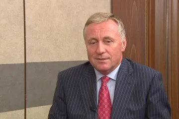 Topolánek v knize píše o korupci při volbě prezidenta v roce 2008