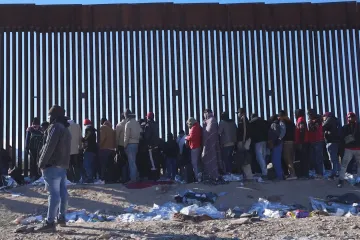 Spory o podobu americké imigrační politiky blokují vojenskou pomoc Ukrajině za desítky miliard