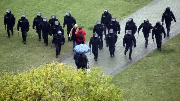 Běloruská policie zasahuje proti opozičním protestům