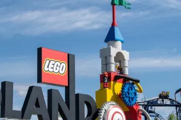 V bavorském Legolandu se srazily soupravy horské dráhy