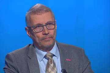 Ukrajině dáváme málo a pozdě, míní ministr Dvořák. Se Slováky prý Češi pokaždé nebyli jen kamarádi