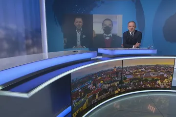 Hejtmanský řetěz zatemnil Pirátům mysl, míní Baxa. Nebylo to o funkcích, oponuje Špoták