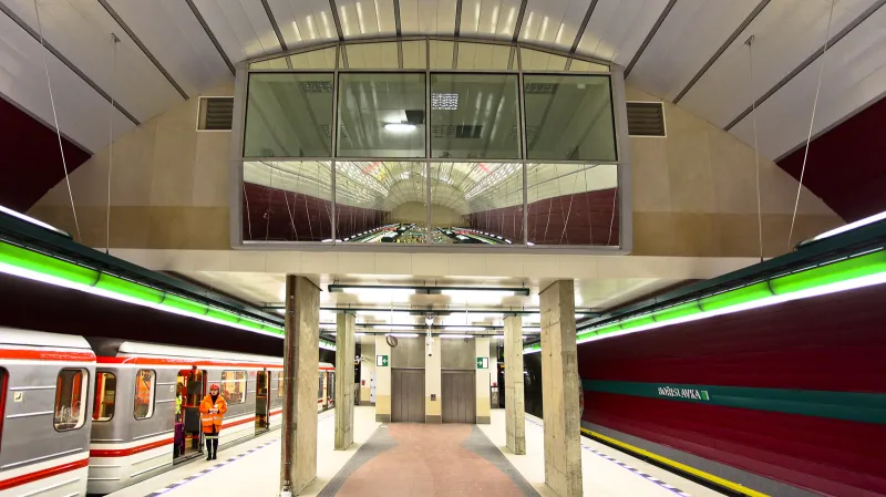 Prodloužení metra A