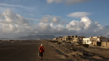 Pohled na jemenské město Aden, které zasáhl válečný konflikt, archivní foto (říjen 2024)