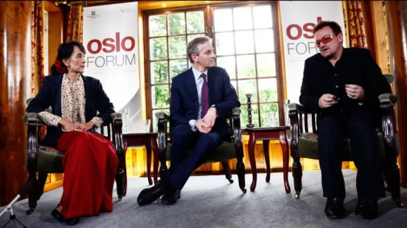 Bono se sešel se Su Ťij