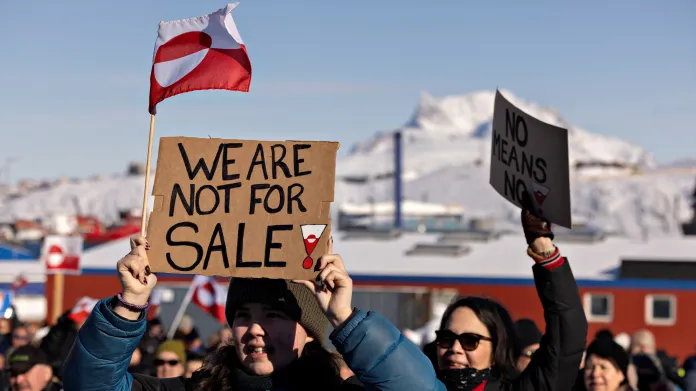 Protest proti Trumpovi v Grónsku